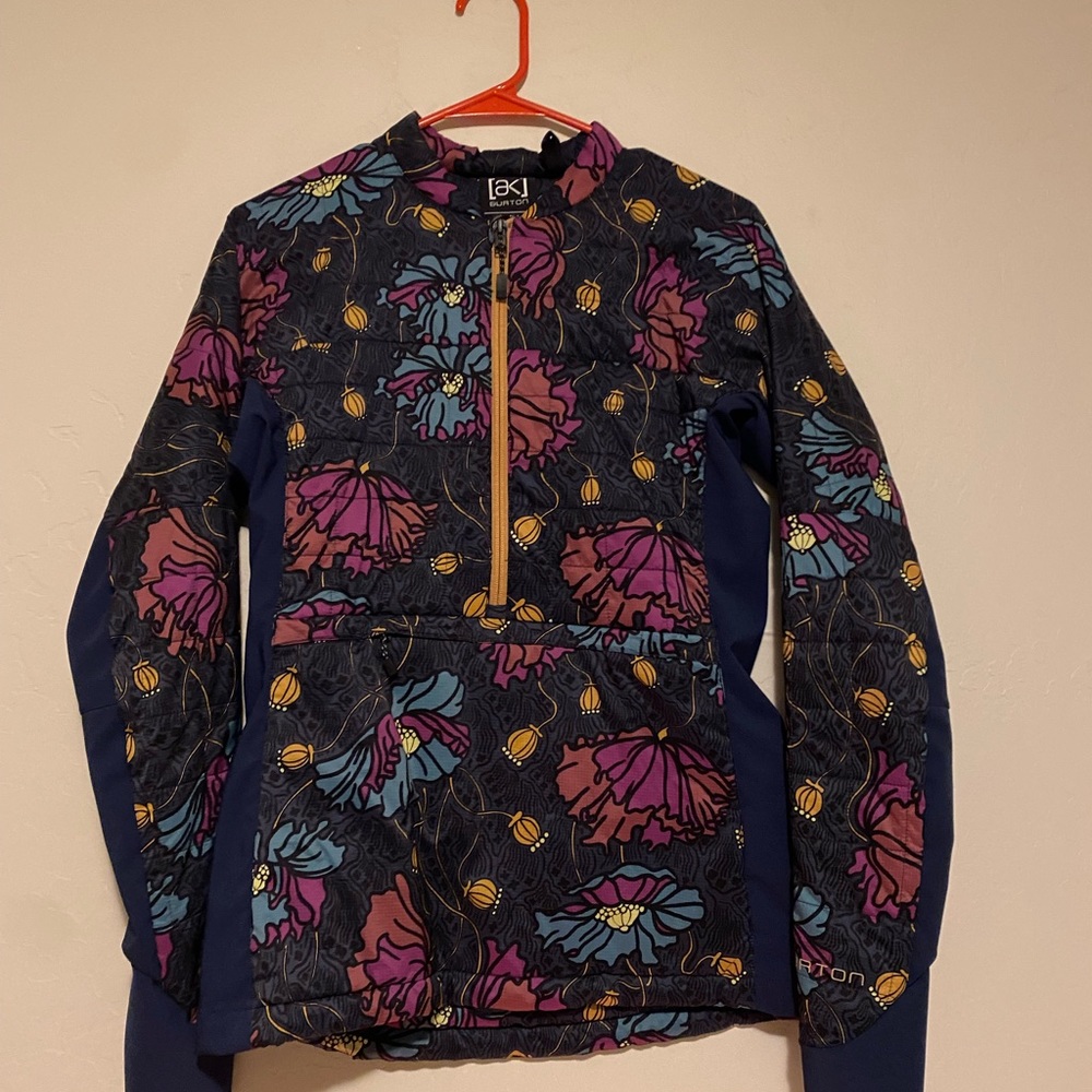 AK Burton thin puffy layer